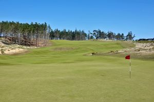 Te Arai (South) 4th Back